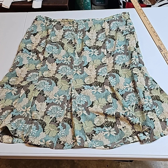 AXCESS by Liz Claiborne Skirt Very pretty Sz 16 - Picture 6 of 10